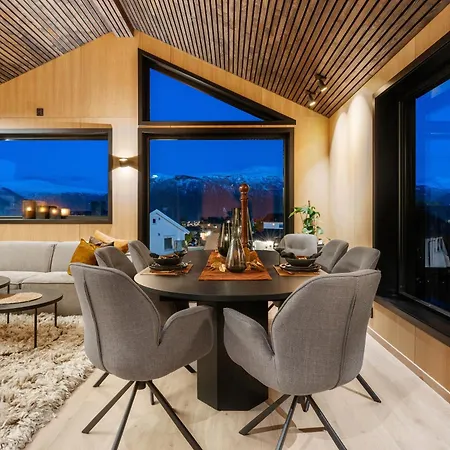 Arctic Seasons Panorama ! Experience Luxury & Incredible Views At The Of Villa Tromso