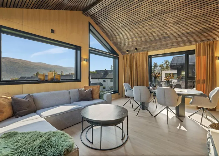 Villa Panorama For Luxury Living Arctic Seasons *