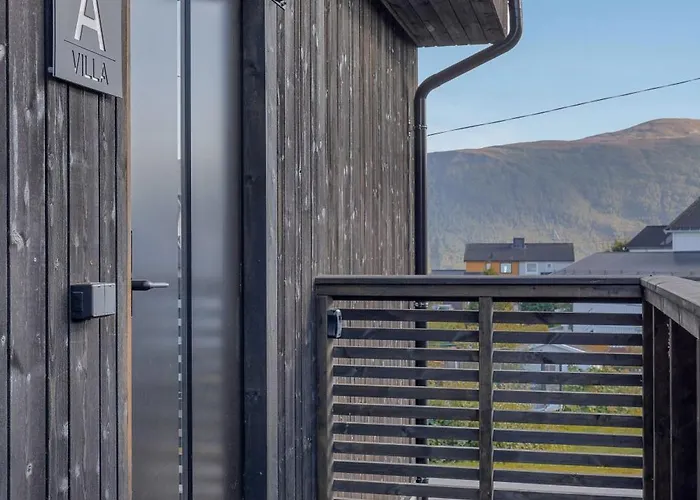 Panorama For Luxury Living Arctic Seasons Villa