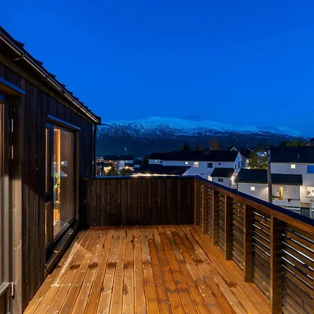 Panorama For Luxury Living Arctic Seasons